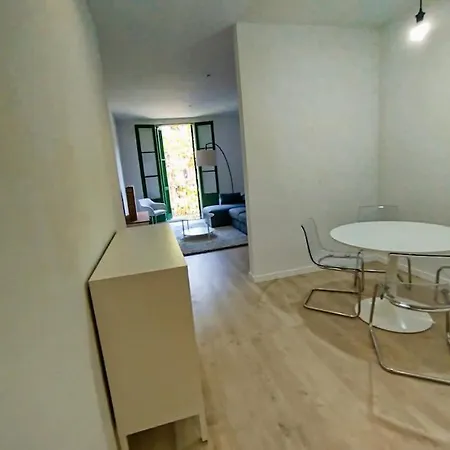 Centrico Apartamento De Temporada * Barcelona